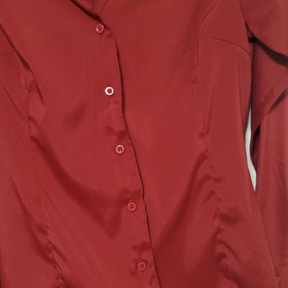 Red Beechers Brook Stretch Collared Blouse - Picture 4 of 4